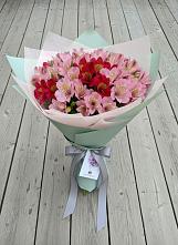 Букет цветов из:  Альстромерии #REPLACE_PRED# Партизанске