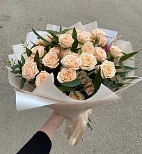 Букет Кремовые розы Латте в Партизанске