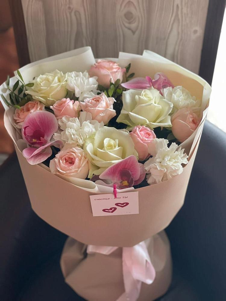 Букет цветов из: Орхидеи, Розы и Гвоздики в Партизанске