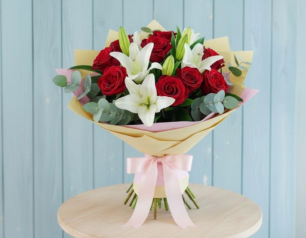 Букет цветов из: Лилии и Розы в Партизанске